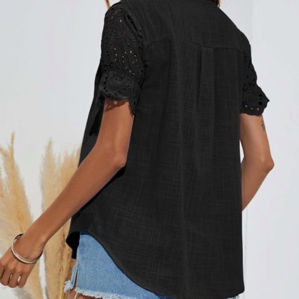 NWT Black Lace-Sleeve V-Neck Button-Up Top - Women - Picture 2 of 4